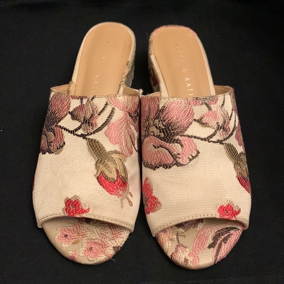 Kelly & Katie embroidered slip on amour sandals 6 - Picture 3 of 8